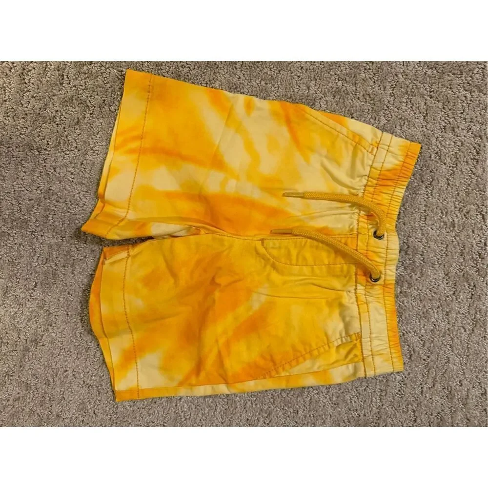 Gap yellow tie dye Boys 3T shorts. New without tags